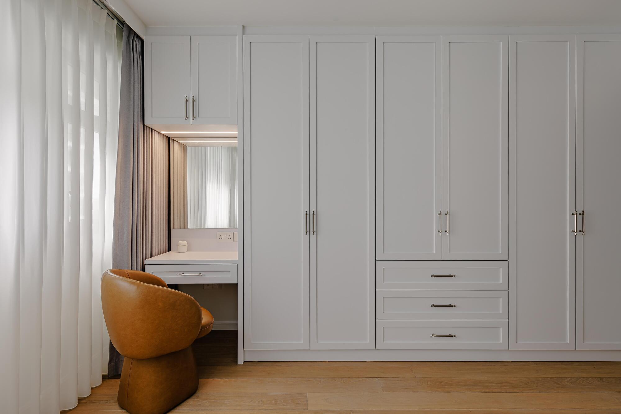 Dressing Wall, Wardrobe interior by Porterbox Studio